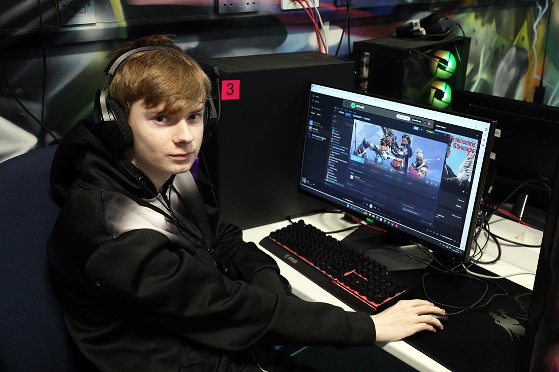 Preston in the college Esports room