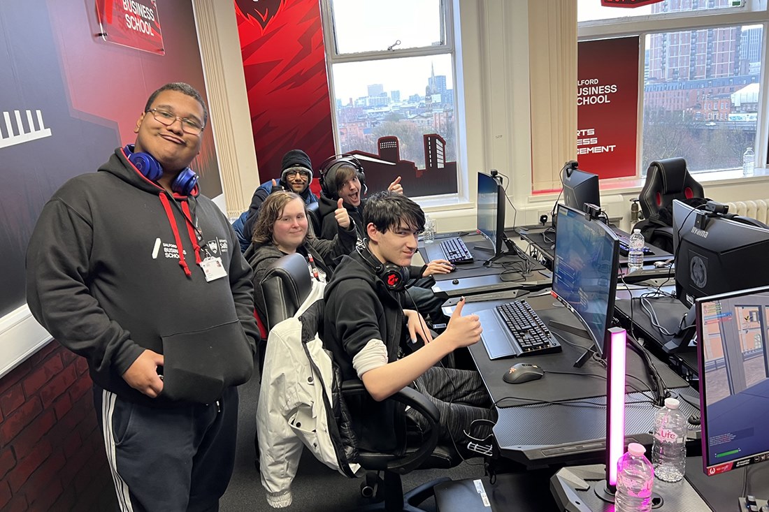 E-sports visit makes an impression on students