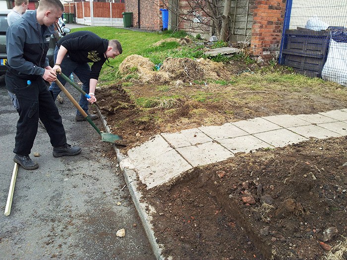 Tameside College E2E students get to work.